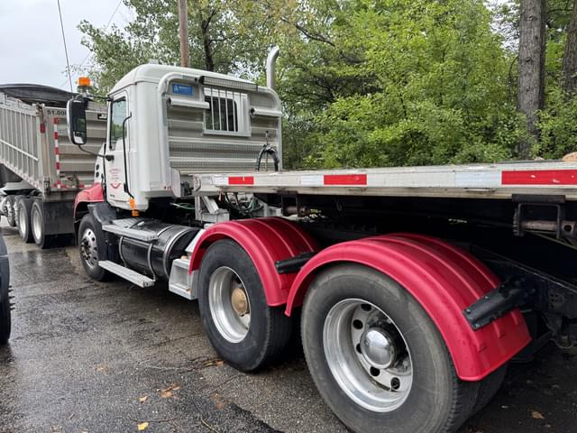 Image of Mack CXN613 equipment image 3