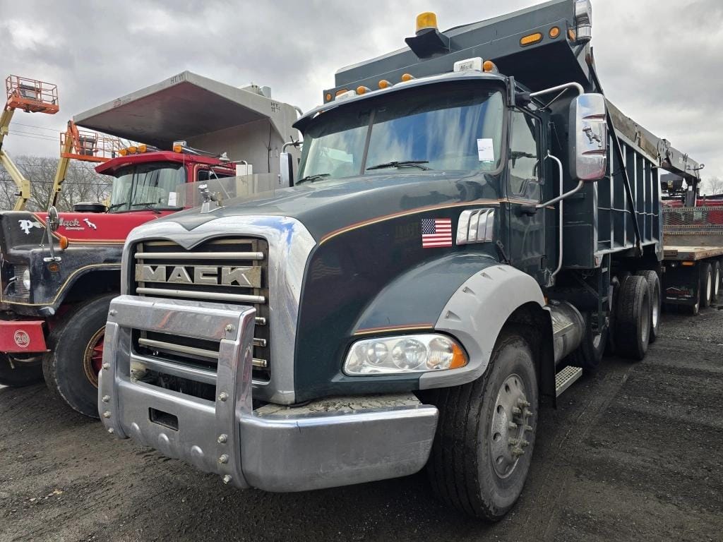 2006 Mack CTP713 Equipment Image0