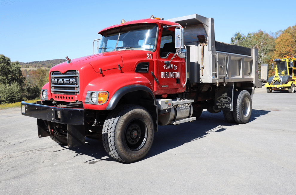 2006 Mack Granite CV712 Equipment Image0