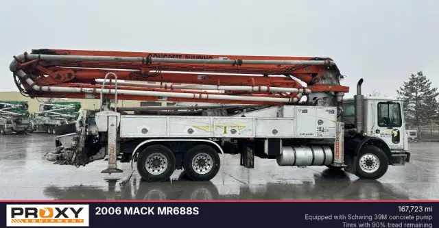Image of Mack MR688S equipment image 1