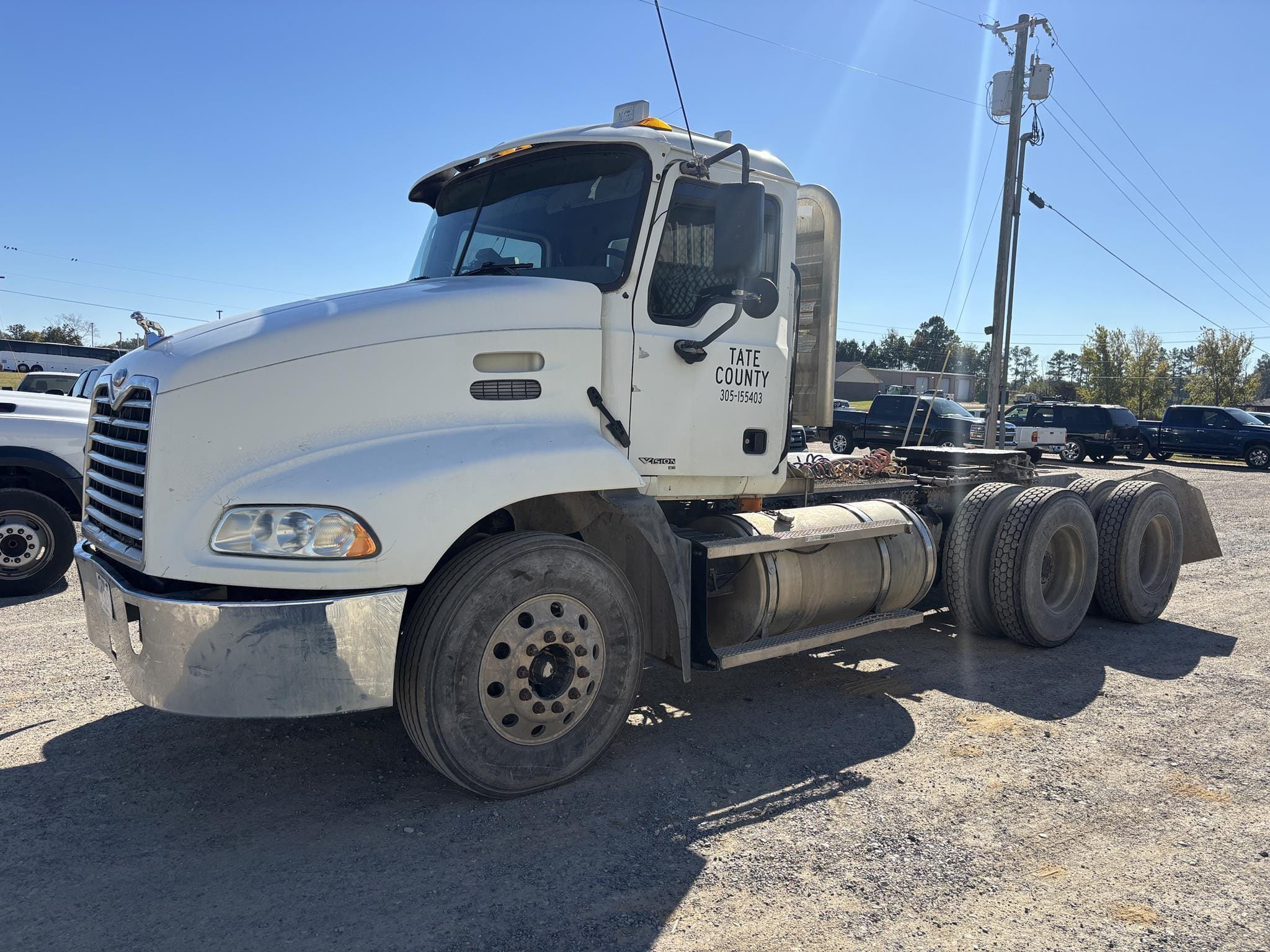 2006 Mack Vision CXN613 Equipment Image0