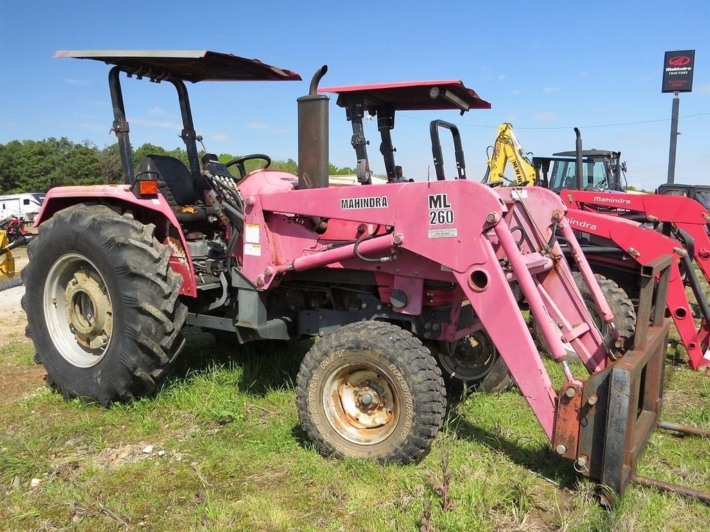 2006 Mahindra 6500 Equipment Image0