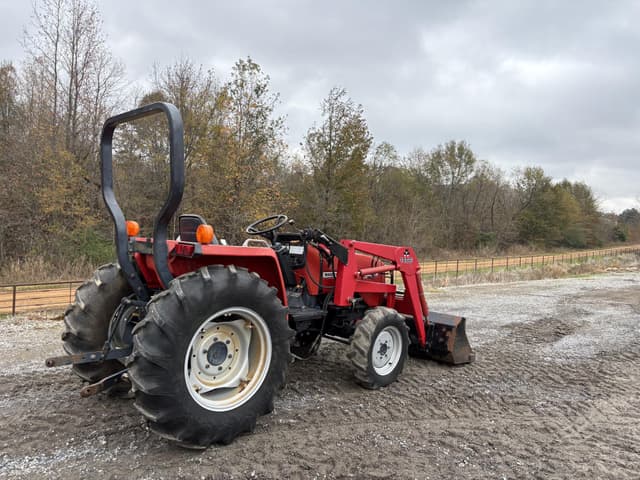 Image of Massey Ferguson 1440V equipment image 1