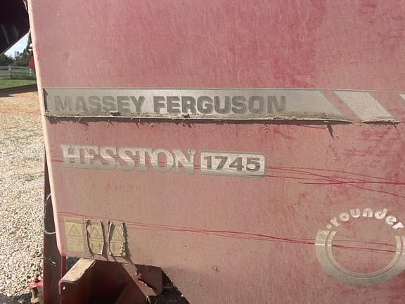 Image of Massey Ferguson 1745 equipment image 4