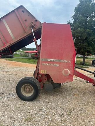 Image of Massey Ferguson 1745 equipment image 1