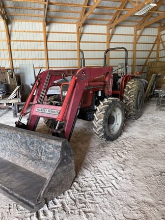 2006 Massey Ferguson 471 Equipment Image0