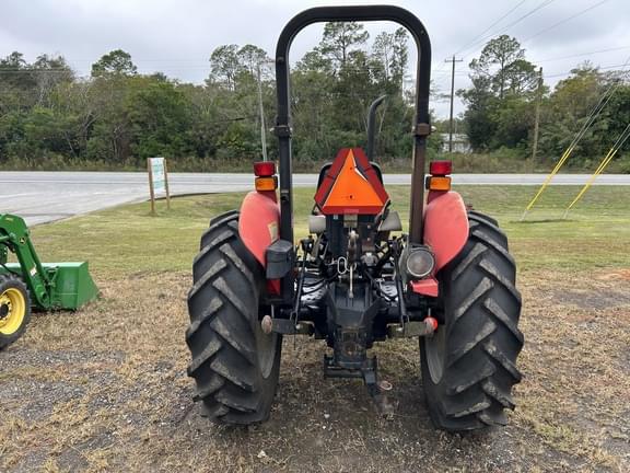 Image of Massey Ferguson 533 equipment image 4
