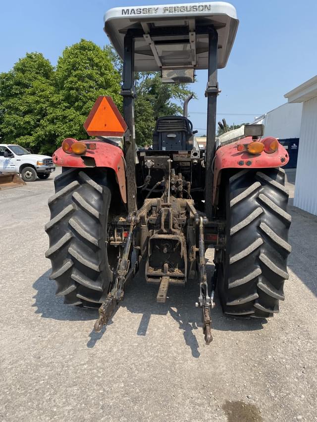 Image of Massey Ferguson 5455 equipment image 4