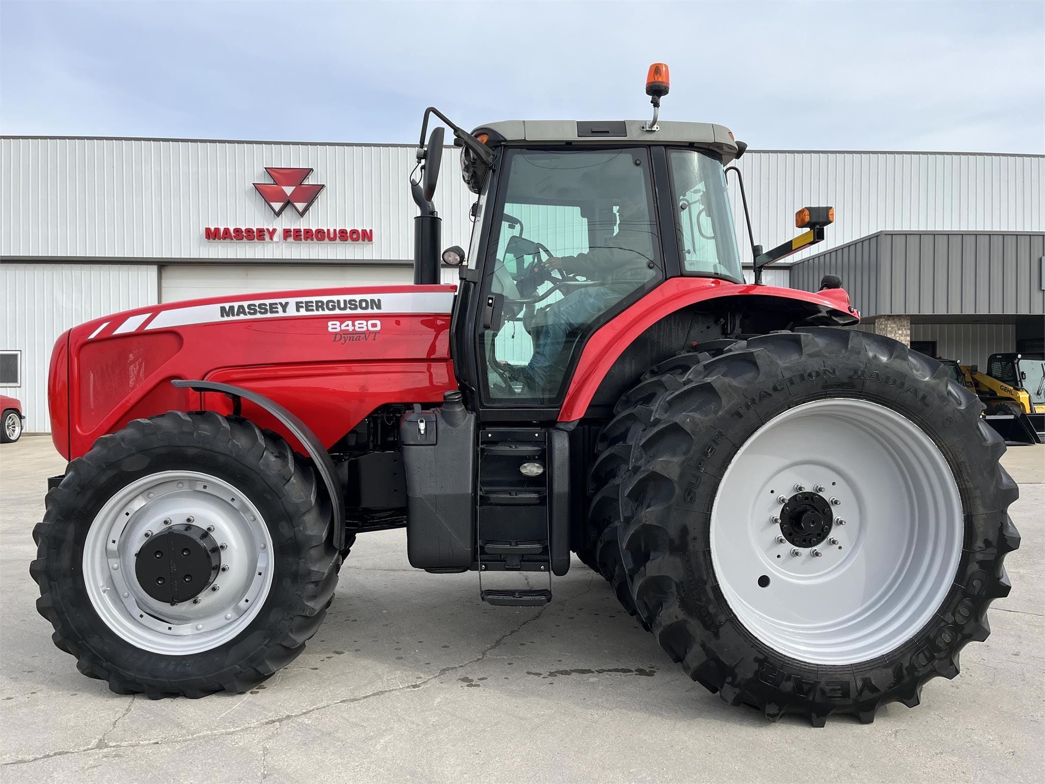 Main image Massey Ferguson 8480