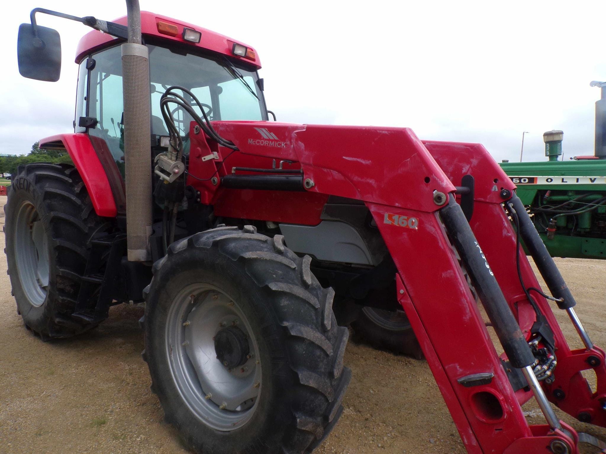 2006 McCormick Intl MTX135 Equipment Image0