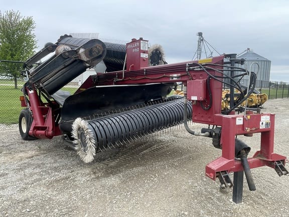 2006 Miller Pro Avalanche 310 Equipment Image0