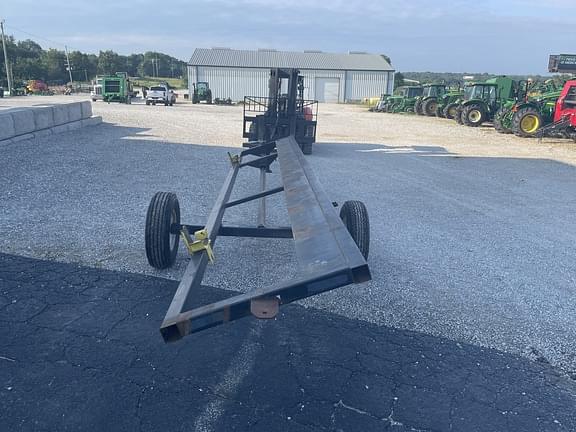 Image of Undetermined Header Trailer equipment image 2