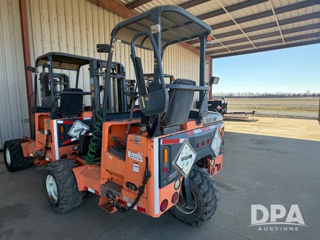 Image of Moffett M55 equipment image 2