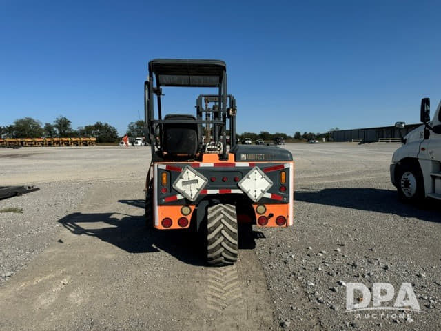 Image of Moffett M55 equipment image 1