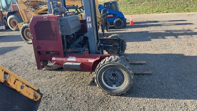 Image of Moffett M5500 equipment image 3