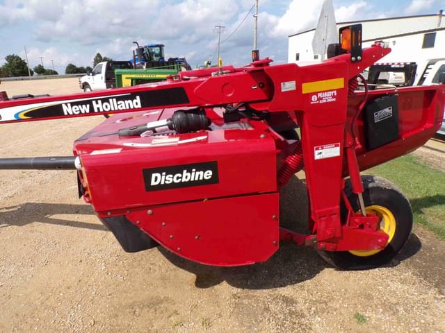 Image of New Holland 1409 equipment image 3