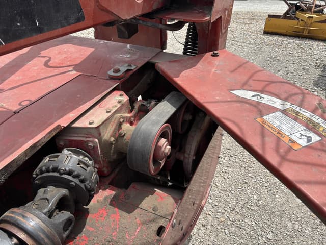 Image of New Holland 1411 equipment image 3