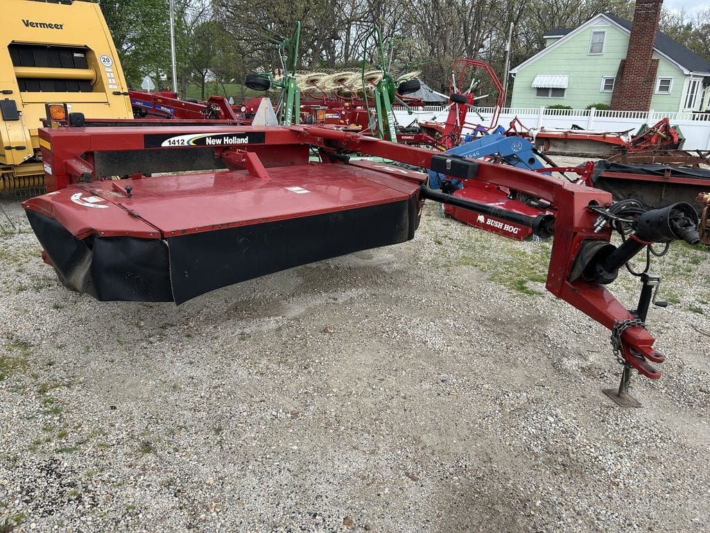 2006 New Holland 1412 Equipment Image0