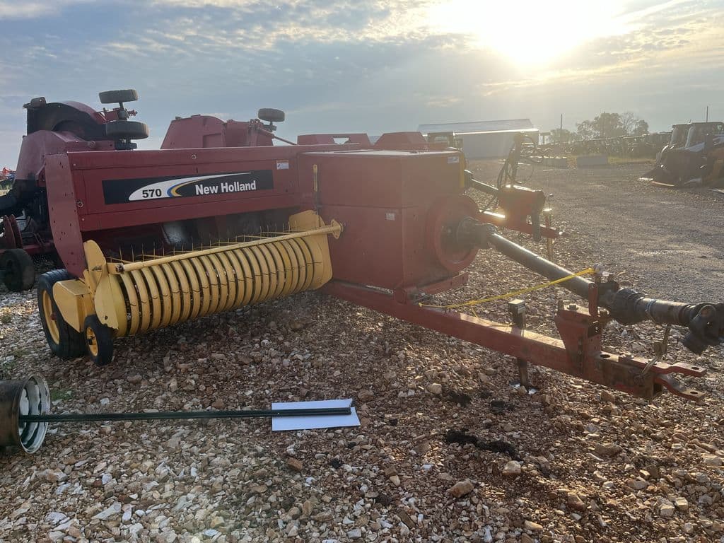 Image of New Holland 570 Primary image