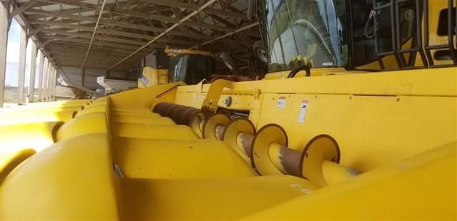 Image of New Holland 98C equipment image 2