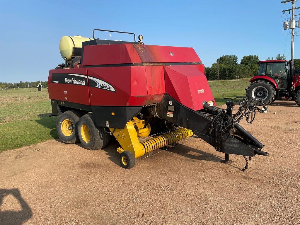 Image of New Holland BB940A Cropcutter Image 0