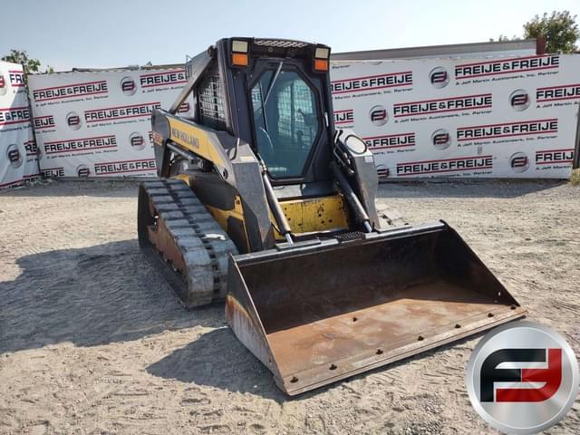 Image of New Holland C185 equipment image 2