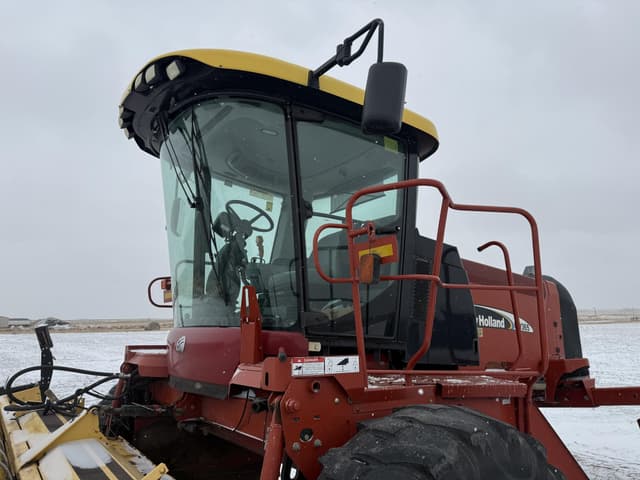 Image of New Holland HW365 equipment image 3