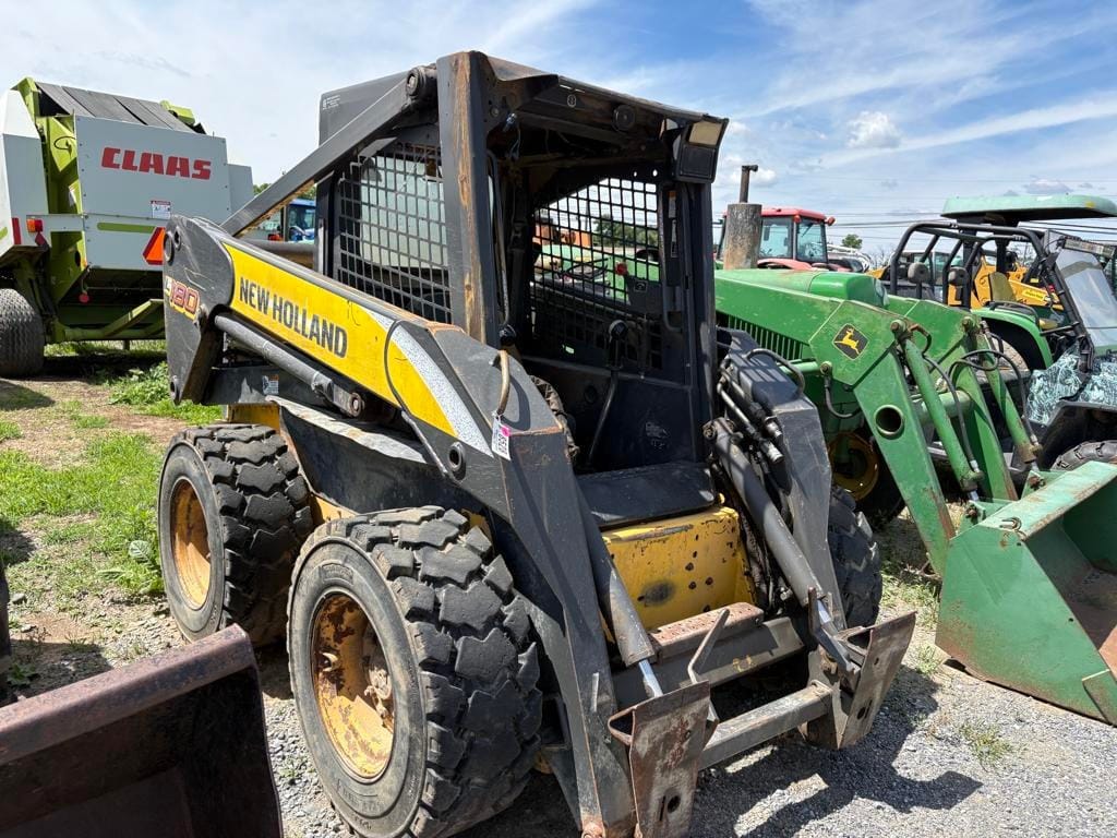 2006 New Holland L180 Equipment Image0