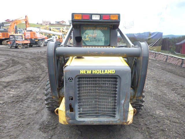 Image of New Holland L190 equipment image 3