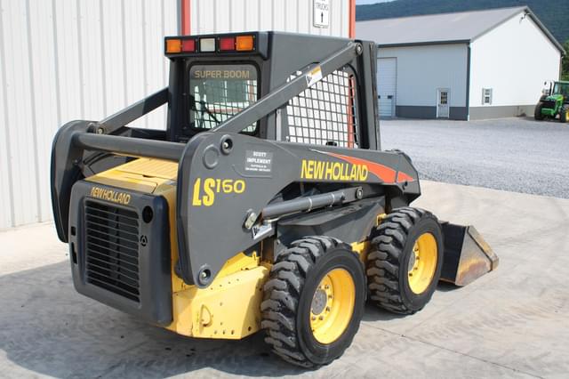 Image of New Holland LS160 equipment image 3