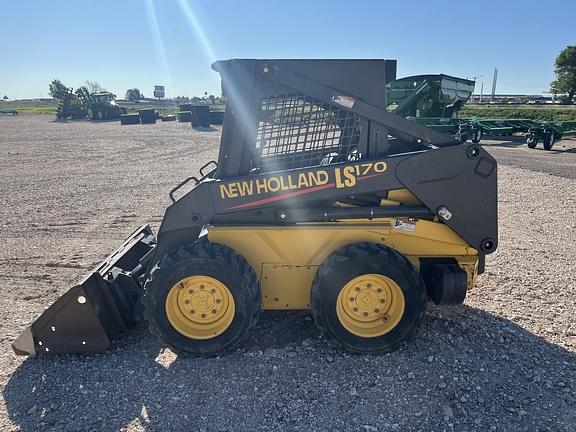 Image of New Holland LS170 equipment image 1