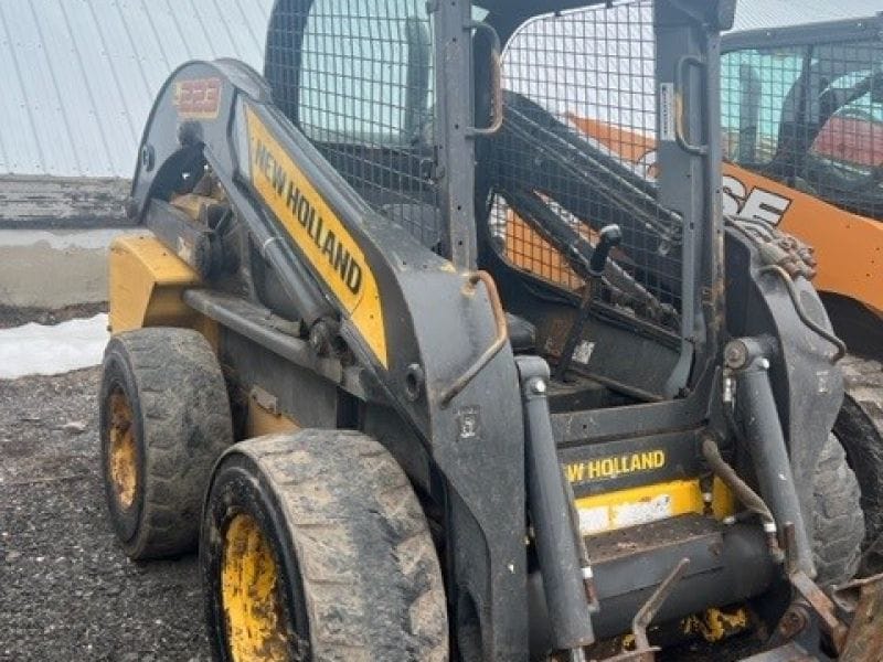 Main image New Holland C185