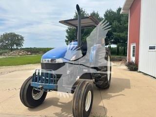Image of New Holland TB110 equipment image 2