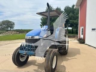 Image of New Holland TB110 equipment image 2