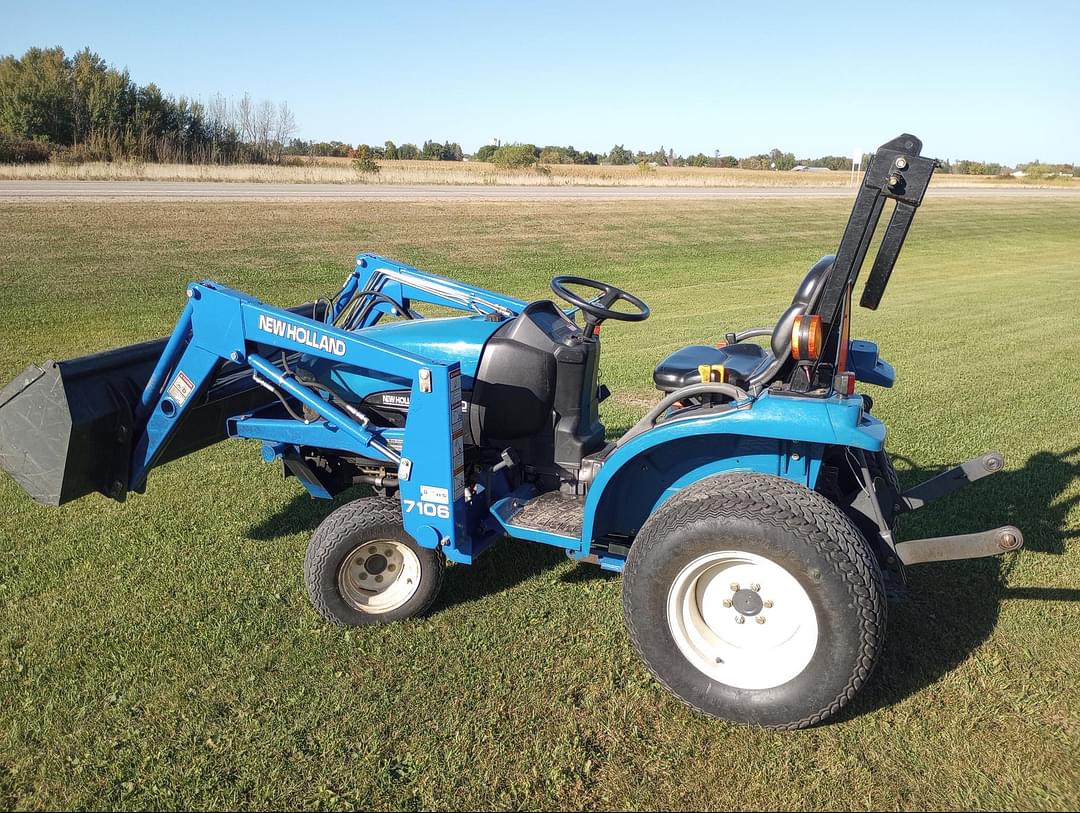 Image of New Holland TC21D Primary image