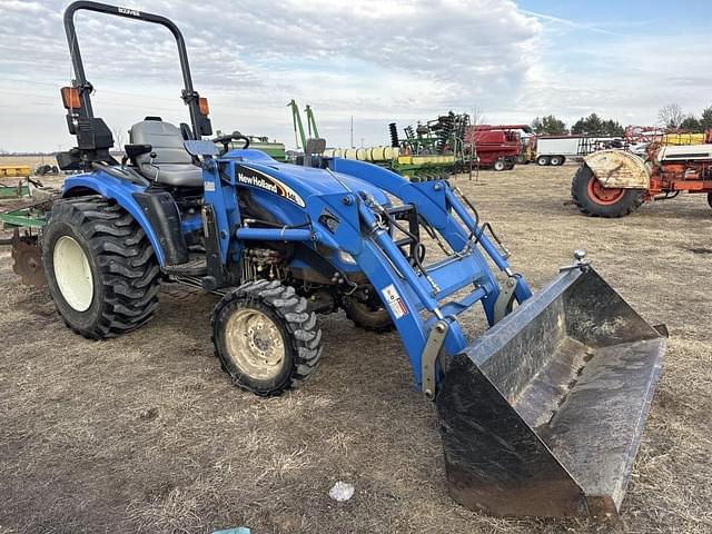 Image of New Holland TC33DA equipment image 1