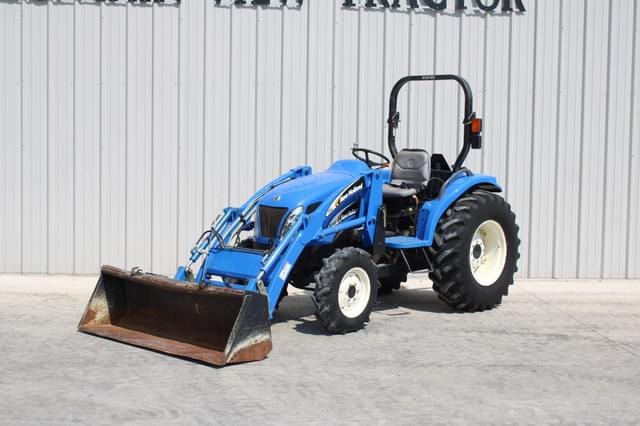 Image of New Holland TC40A equipment image 2