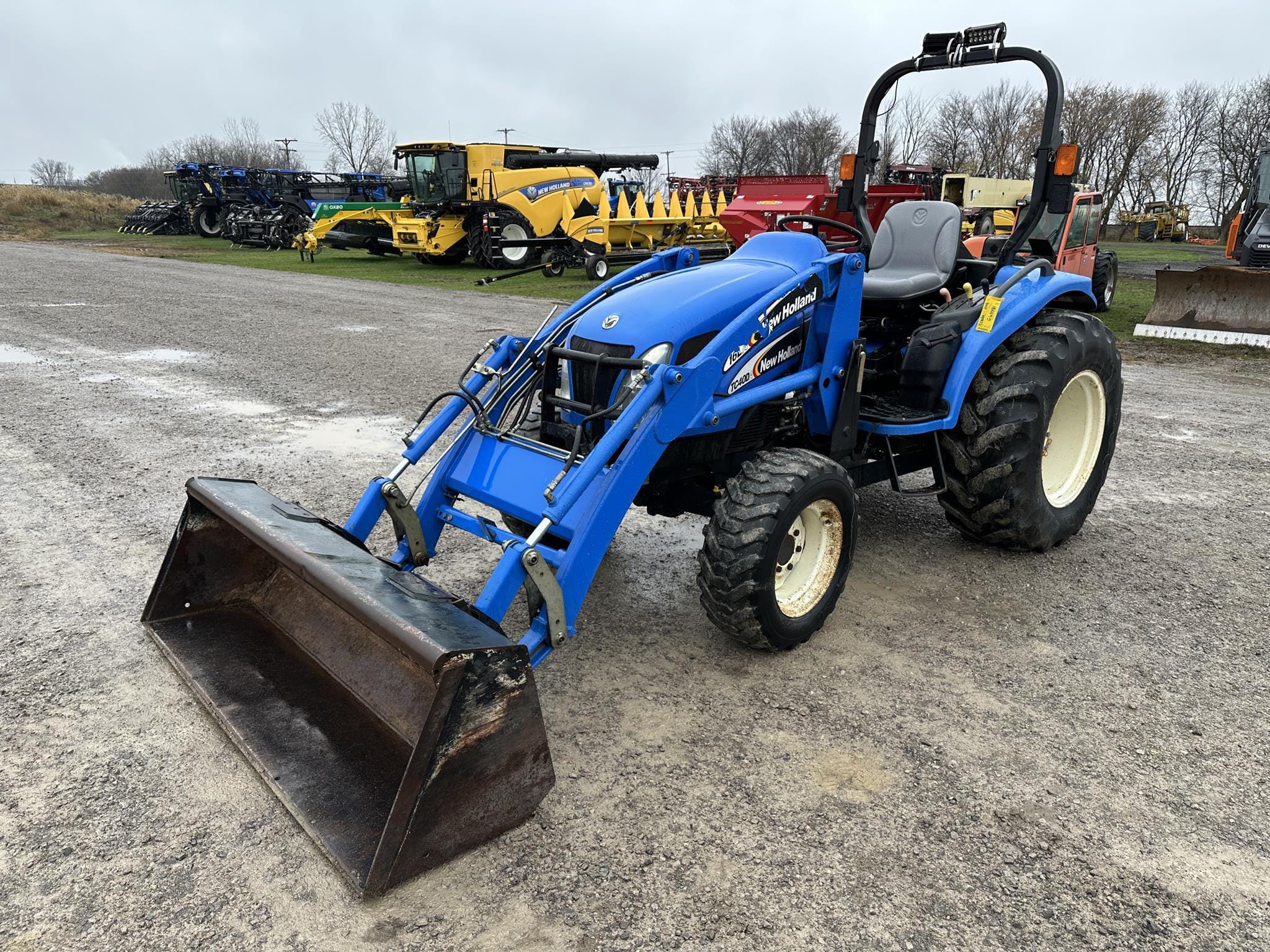 2006 New Holland TC40DA Equipment Image0