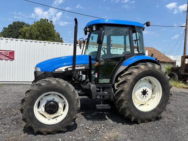Image of New Holland TD95D equipment image 1