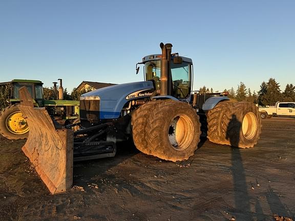 Image of New Holland TJ380 Primary image