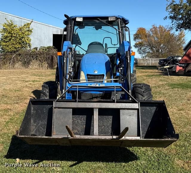Image of New Holland TL80A equipment image 1
