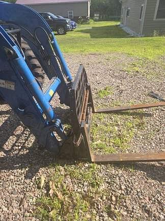 Image of New Holland TL90A equipment image 3