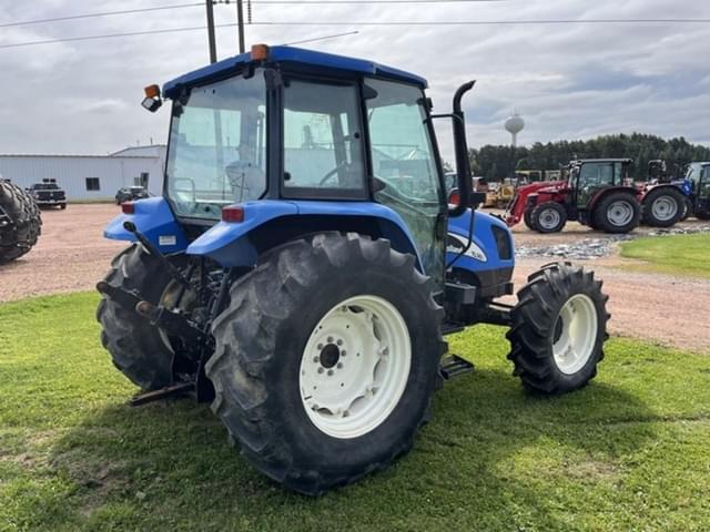 Image of New Holland TL90A equipment image 4