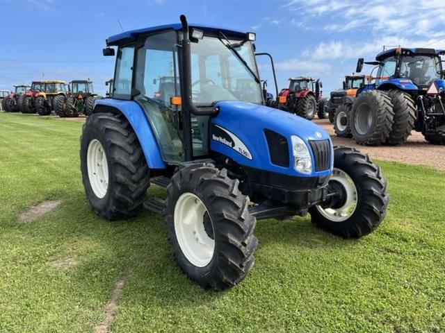 Image of New Holland TL90A equipment image 2