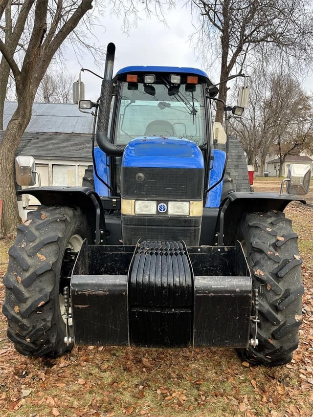 Image of New Holland TM175 equipment image 1