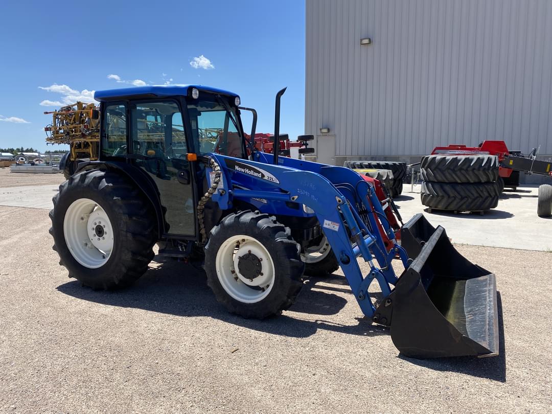 Image of New Holland TN70DA Primary image