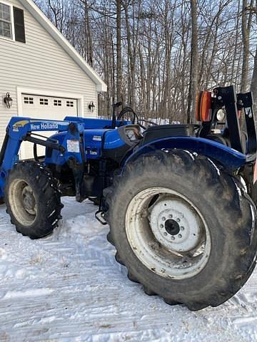 Image of New Holland TN85A equipment image 4