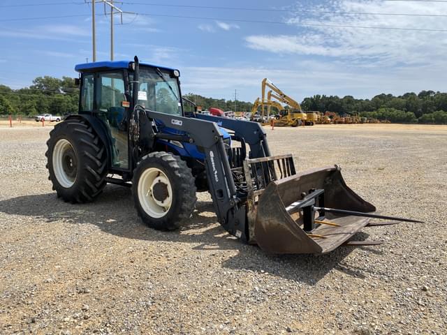 Image of New Holland TN95DA equipment image 3