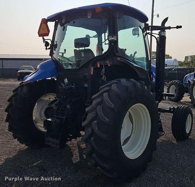 Image of New Holland TS110A equipment image 4