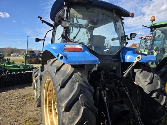 Image of New Holland TS130A equipment image 3